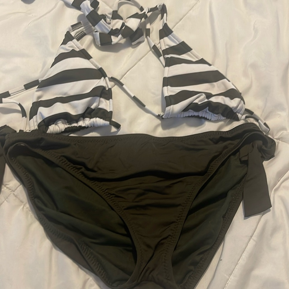 Two piece swim Mossimo